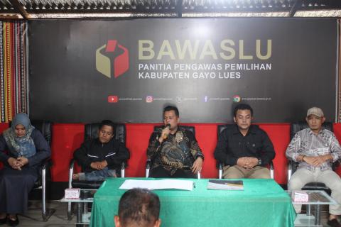 Sambutan Ketua Panwaslih Kabupaten Gayo Lues dalam acara MoA dengan PPDI